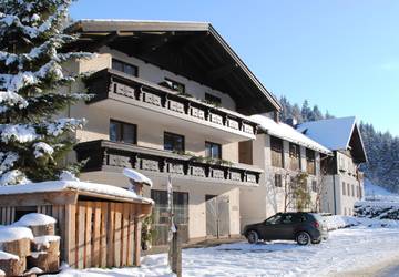 Ferienwohnung für 6 Personen, mit Garten und Pool, kinderfreundlich in Großarl