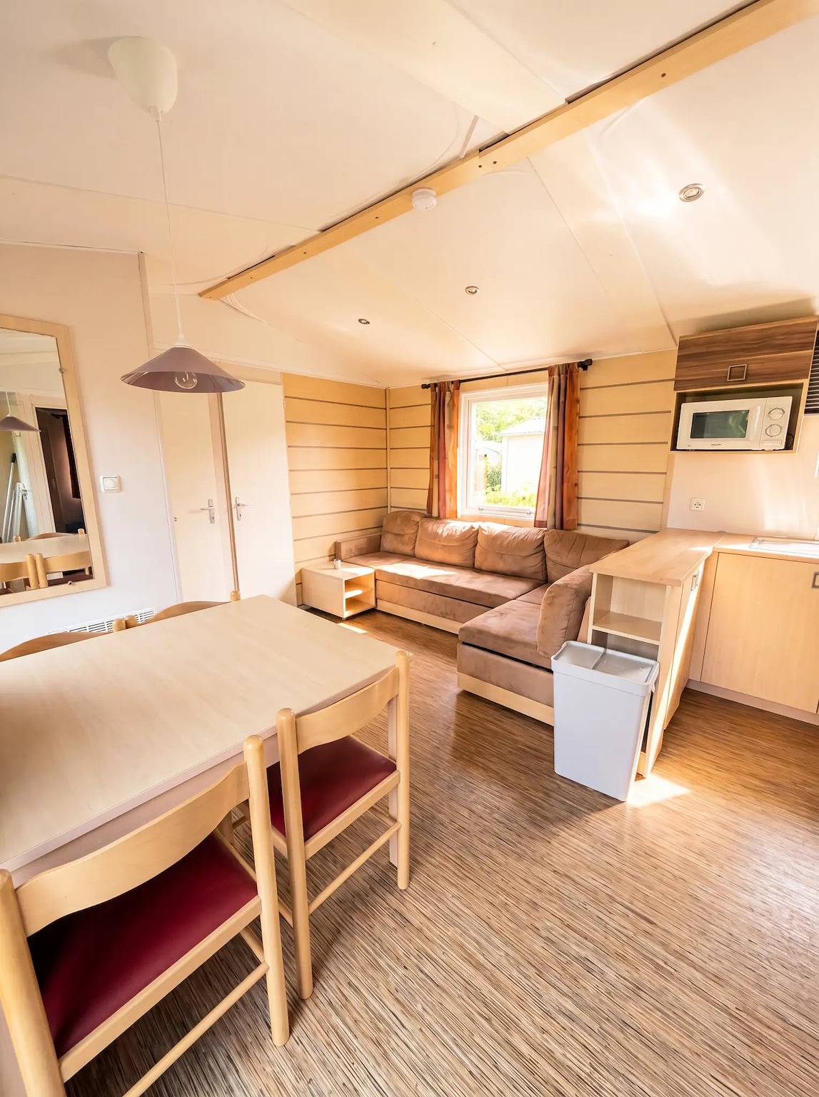 Mobile Home | 6 personen in Provincie Groningen
