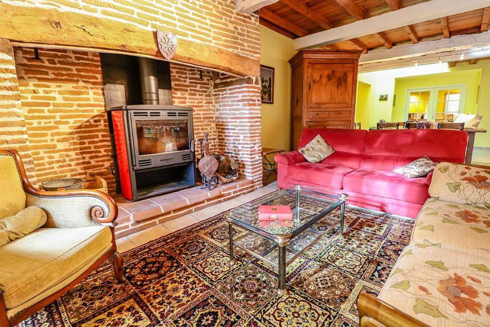 Four-Bedroom House in Verfeil, Toulouse et ses environs