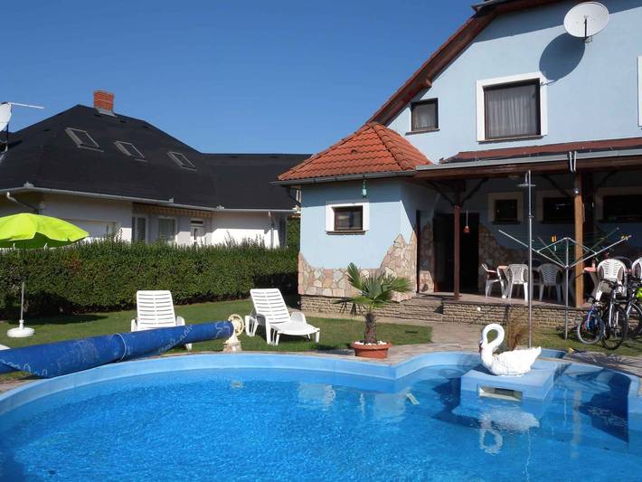 Ferienhaus für 8 Personen, mit Garten am Balaton