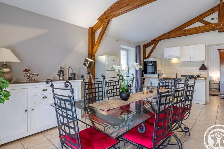 Gîte pour 2 personnes, avec jacuzzi et terrasse