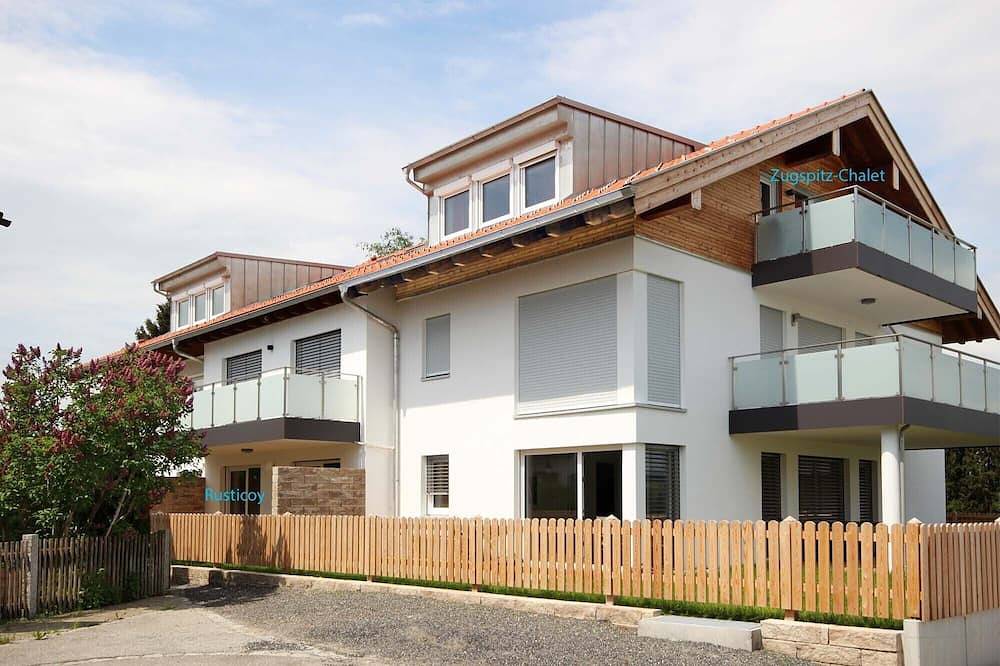 Entire apartment, Rusticoy - friendly and personable in Oy-Mittelberg, Bavarian Swabia