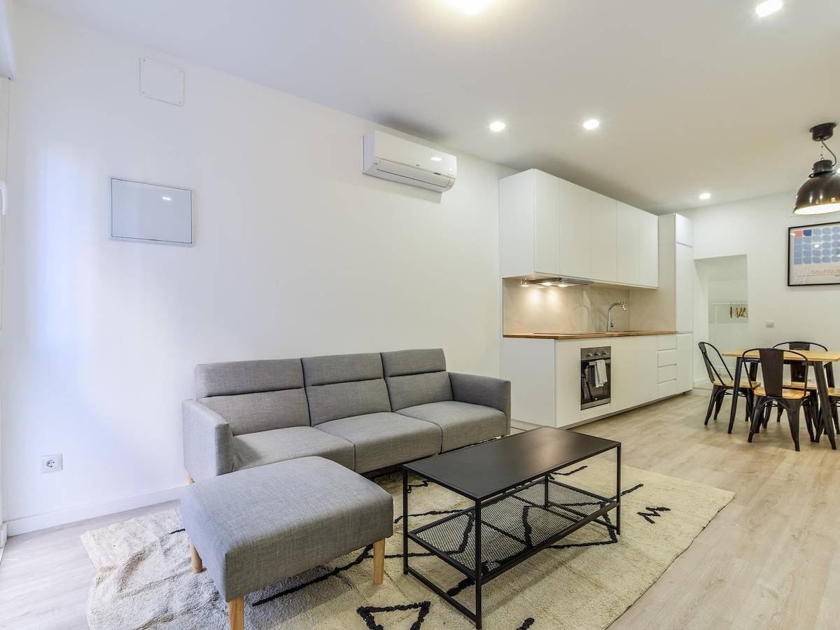 Hel lejlighed, Apartamento madrid rio Iii de alquiler temporal in Madrid, Área Metropolitana de Madrid