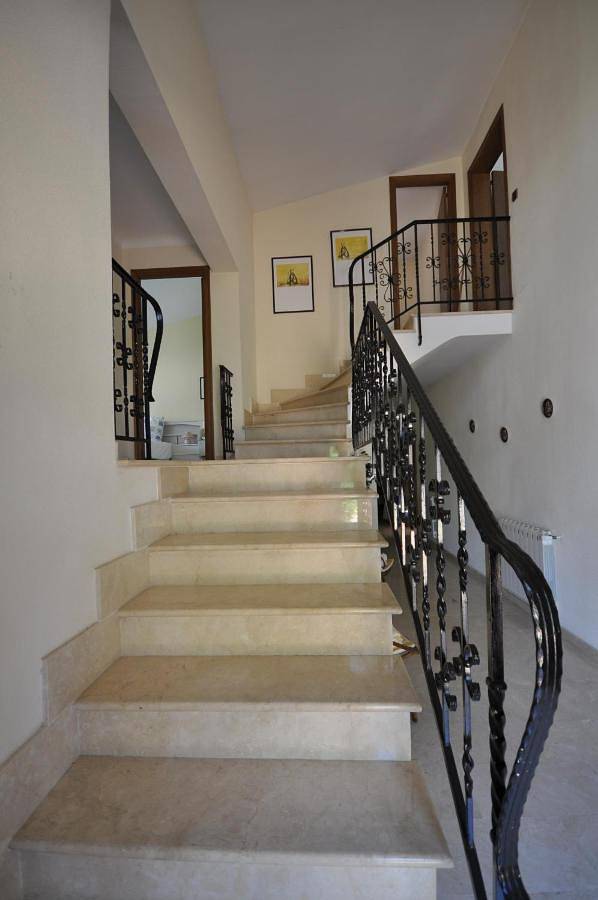 Superior Villa in El Arenal, Palma
