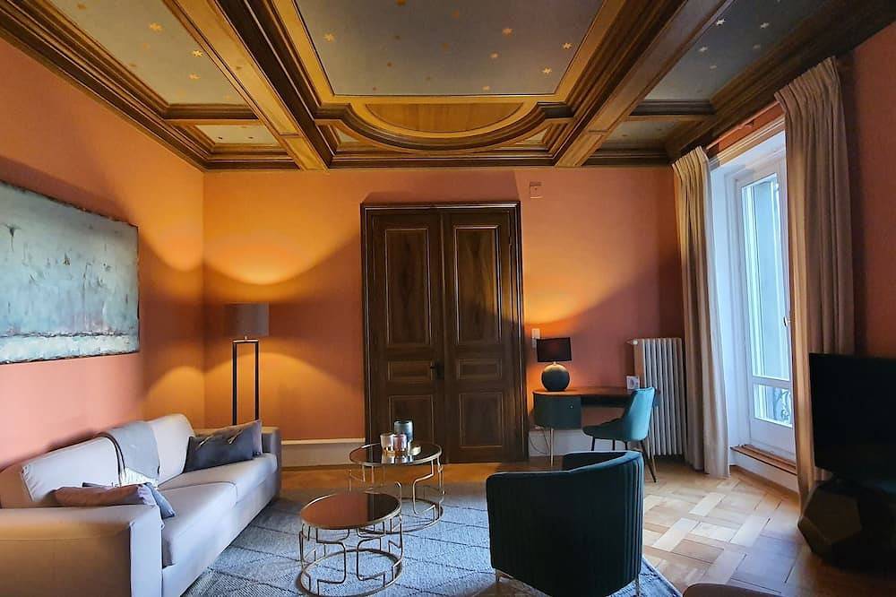 Entire apartment, Apartment Belle Epoque Lakefront & City center in Lucerne, Lake Lucerne