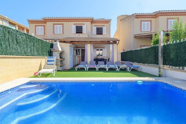 Finca mit Pool für 8 Personen, mit Balkon und Garten