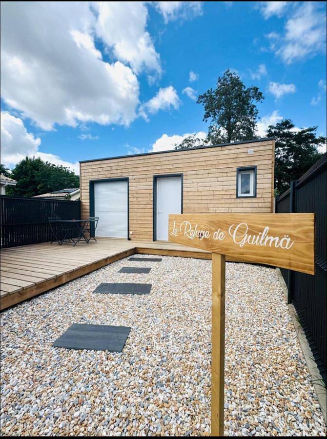 Gîte pour 4 personnes, avec Terrasse et Jardin à Ludon-Médoc