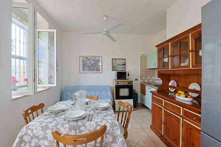 Casa Laura 3 a soli 20 mt dalla spiaggia di San Pietro in Bevagna in Manduria, Golfo de Tarento