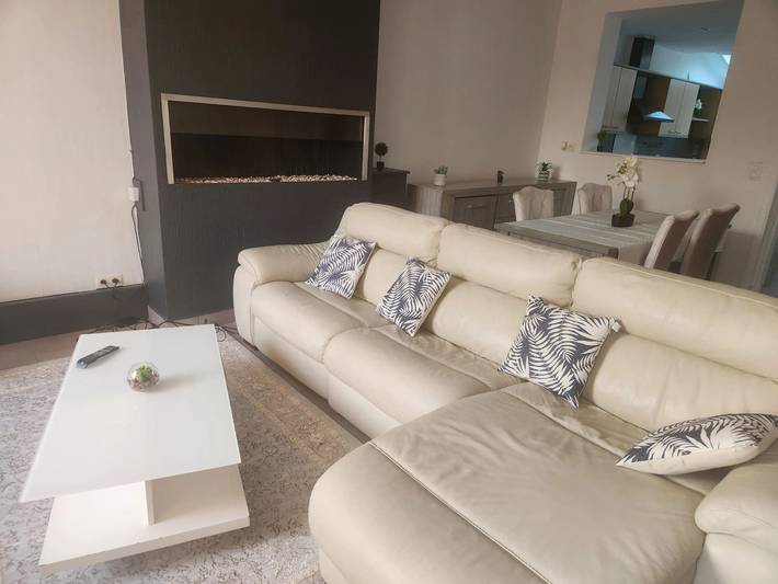 Maison de vacances pour 8 personnes, avec Terrasse et Jardin dans Hainaut