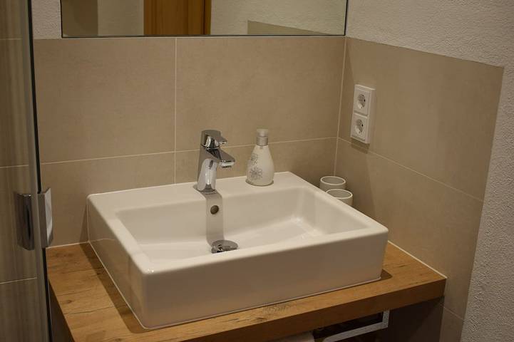 Ganze Wohnung, Ferienwohnung Kienberg 38 qm, Balkon, Küche, 1 Schlafzimmer, 1 Wohnschlafzimmer in Ruhpolding, Bayerische Alpen
