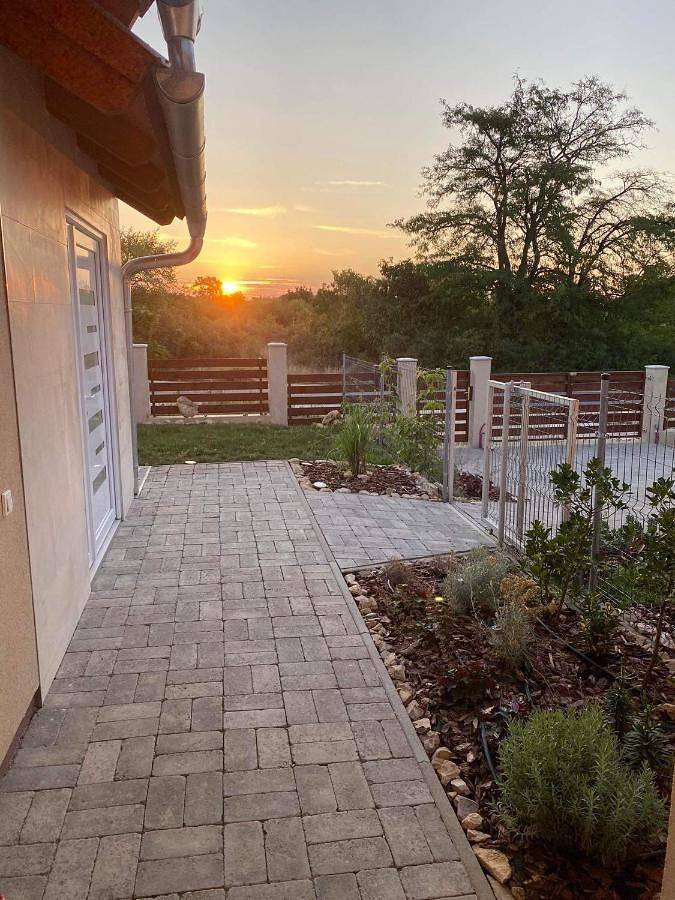 Ferienwohnung für 4 Personen, mit Terrasse und Garten sowie Sauna und Seeblick in Balatonakali - 3