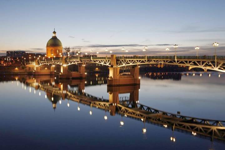 Hôtel pour 4 personnes, avec piscine et jardin dans Aeroport Toulouse - Blagnac - 4
