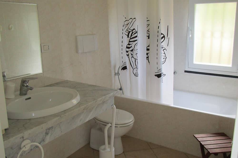 Tranquilla con vista sul Golfo del Tigulio e Santa Margherita Ligure. in Santa Margherita Ligure, Riviera di Levante