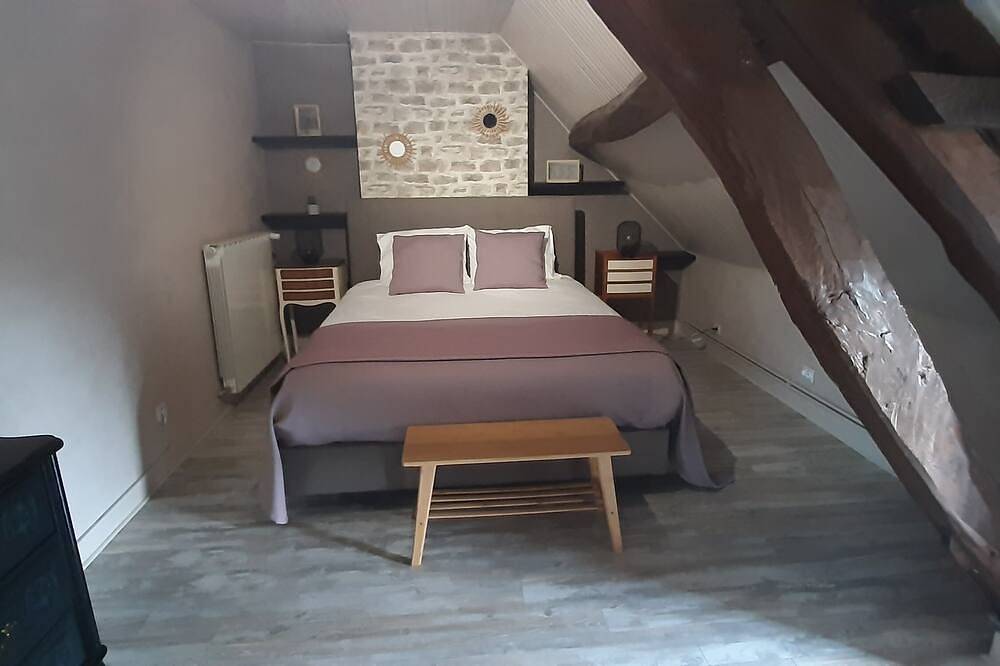 Gîte Glycines et Nature, à 20 mn du Zoo de Beauval, proche Châteaux de la Loire. in Châtillon-sur-Cher, Sologne
