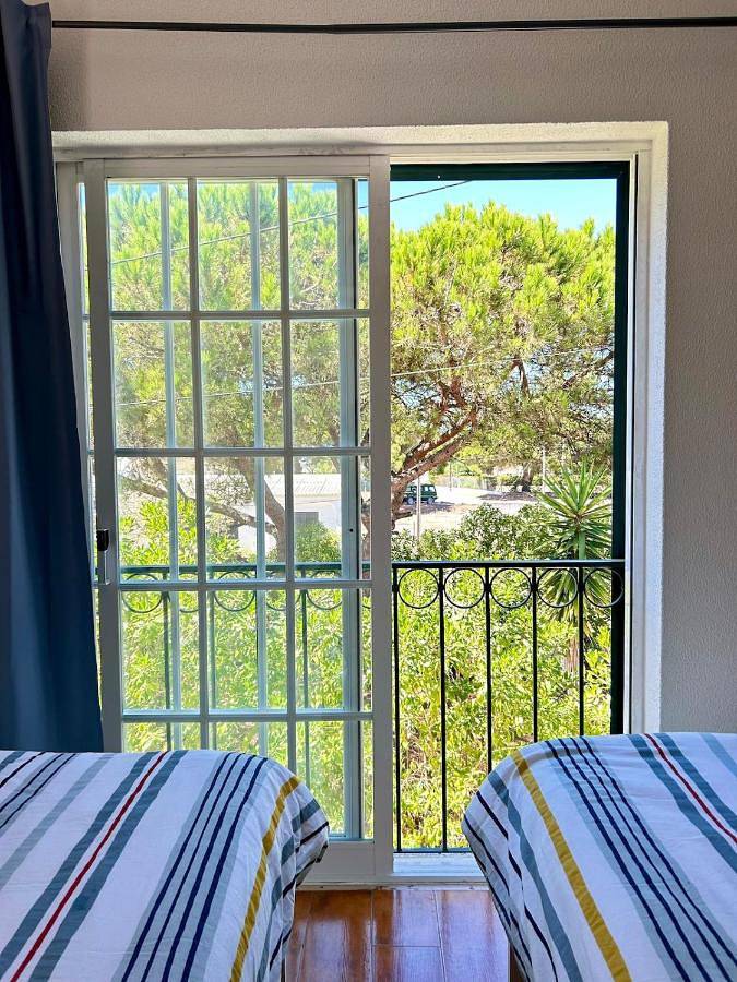 Location de vacances pour 6 personnes, avec jardin et vue dans Aldeia Do Meco - 2