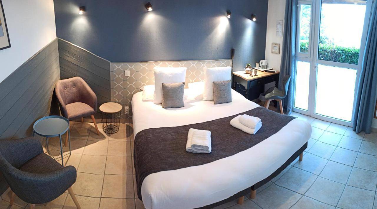 Logis Hôtel La Rosière----Situé entre Bayeux et Arromanches in Tracy-sur-Mer, Région de Bayeux