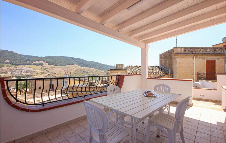 Apartamento de 100m2 con terraza, aire acondicionado y cocina en Sambuca, Sicilia in Sambuca di Sicilia, Provincia de Agrigento