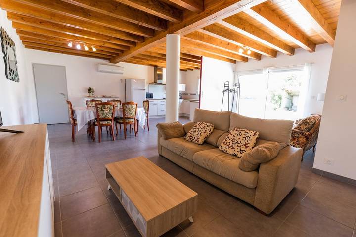 Gîte pour 4 personnes, avec Jardin et Vue