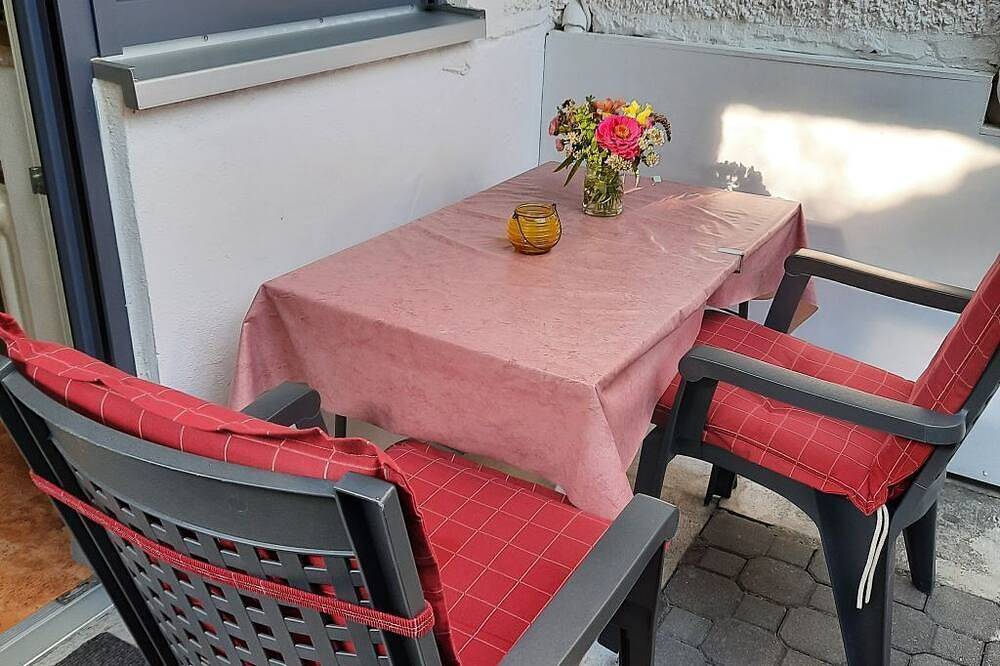 Ganze Wohnung, Ferienwohnung Keckl mit Terrasse und Garten in Beilngries, Altmühltal