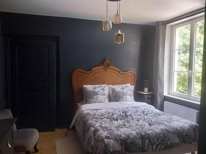 Gîte pour 2 personnes, avec piscine ainsi que jacuzzi et jardin à Buchères - 4