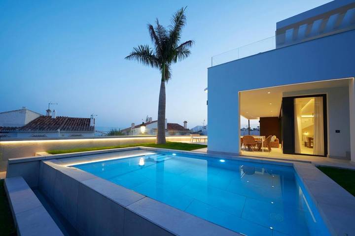 Chalet para 6 personas, con piscina además de jardín y vistas en Axarquía - 4