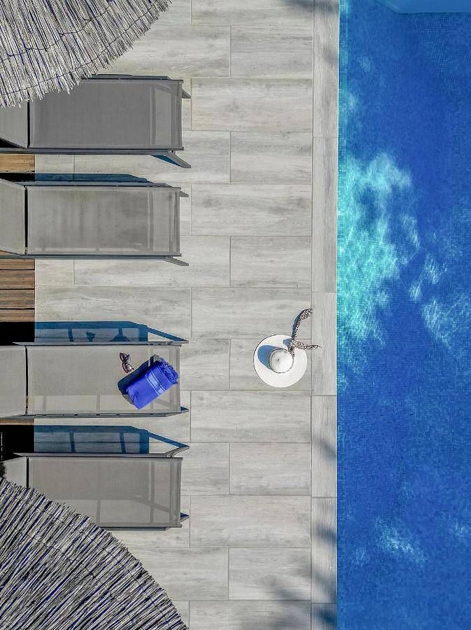 Hôtel pour 2 personnes, avec Jacuzzi et Terrasse ainsi que Jardin et Piscine