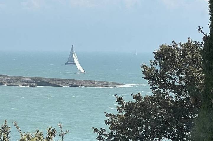 Chambre d’hôte pour 2 personnes, avec Jacuzzi et Jardin à Vaux-sur-Mer