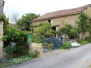 Gîte pour 5 personnes, animaux acceptés à Milhac-de-Nontron