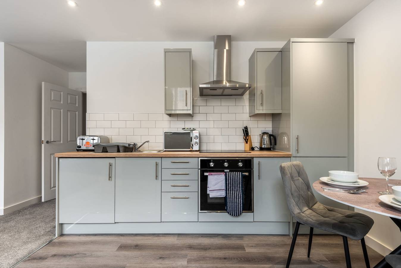Entire apartment, Contemporary Studio Apartment in Central Rotherham in South Yorkshire
