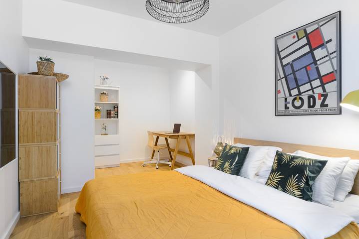 Cały apartament, Apartament wakacyjny dla 7 osób z ogród in Łódź, Województwo łódzkie