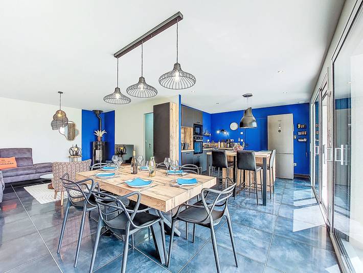 Location de vacances pour 6 personnes, avec jardin et terrasse à Le Tour-du-Parc - 3