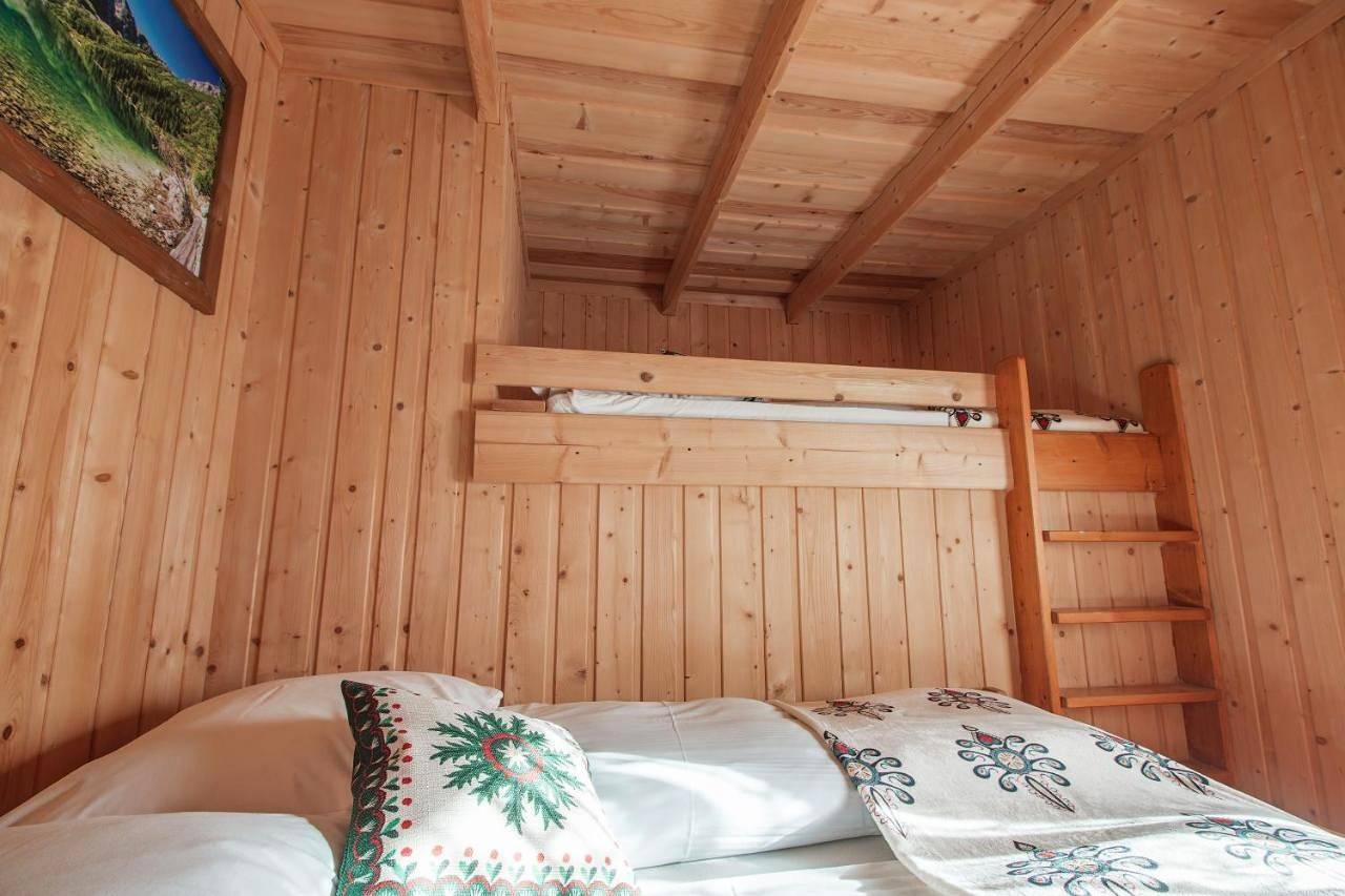 Cały apartament wypoczynkowy, Double Room with Private Bathroom in Leśnica, Karpaty (Polska)