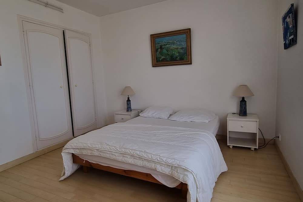 Appartement entier, Très Bel Appartement 2 Chambres Balcon vue mer au Centre de Concarneau in Concarneau, Région de Quimper