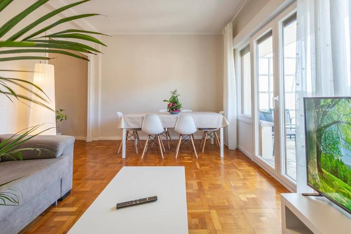 Gîte pour 6 personnes, avec vue et balcon dans Elizondo - 4