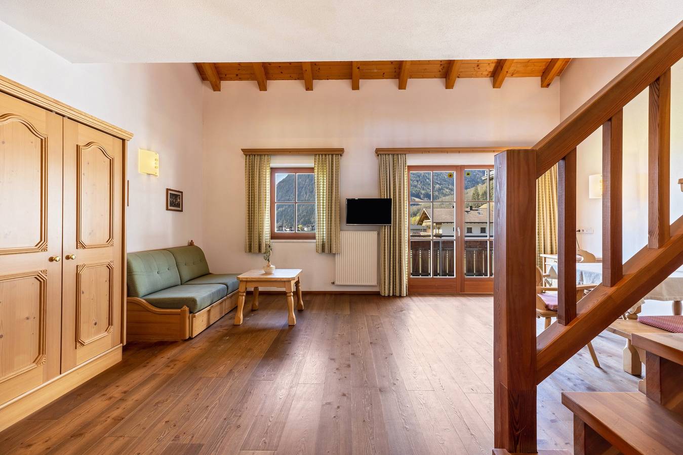 Ganze Wohnung, Ferienwohnung 'Peintenhof Typ B' mit Bergblick, Balkon und Wlan in Taufers, Sand in Taufers