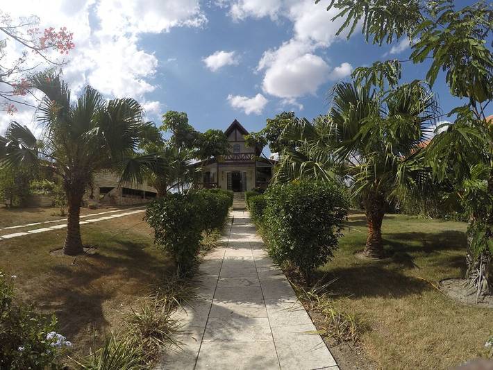 Ferienhaus für 12 Personen, mit Terrasse und Pool sowie Garten - 1