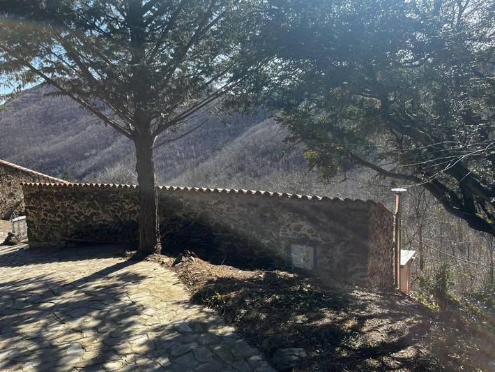 Gîte pour 4 personnes, avec piscine et terrasse ainsi que jardin et vue à Montferrer - 4
