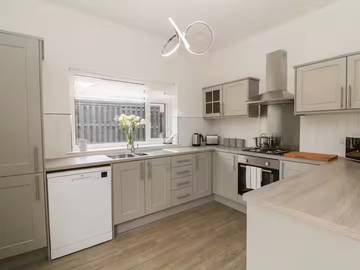 Glamping for 4 People in Peak District, Midlands, Photo 2