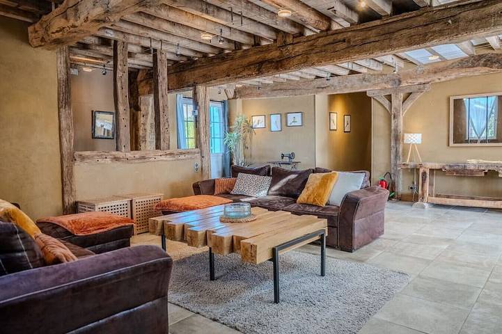 Location de vacances pour 13 personnes à Gressey