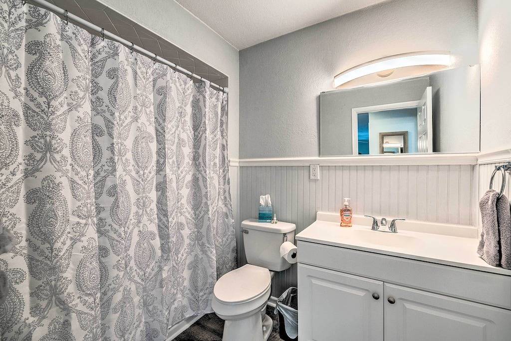 Contemporary Gem w/ Sun Room in Beverly Hills! in Citrus County