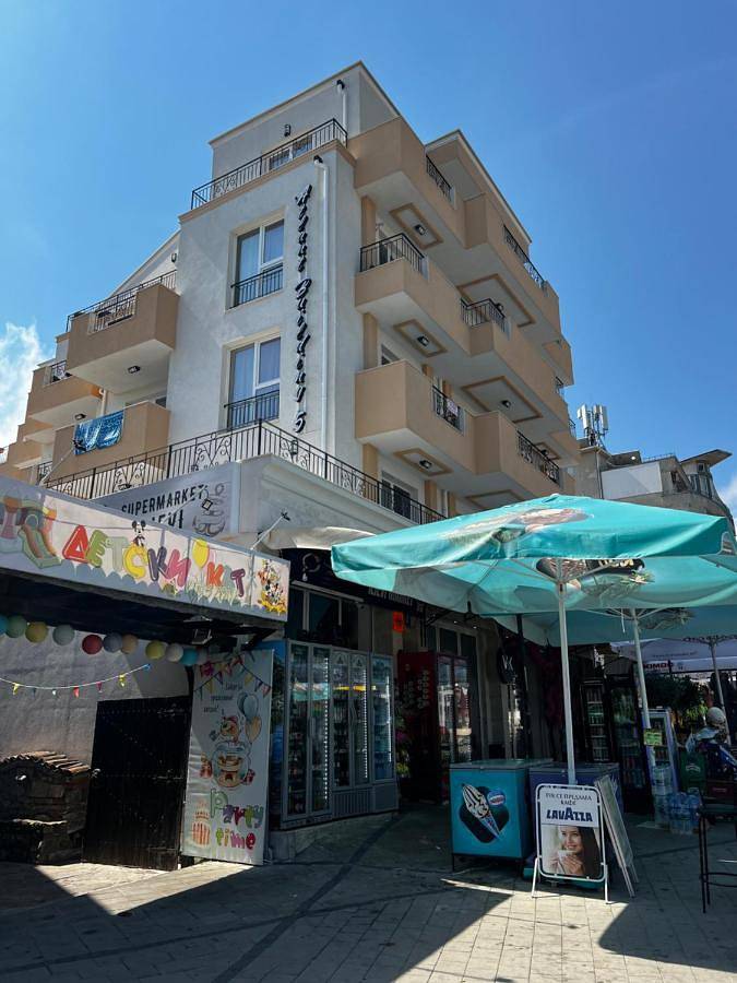 Apartament wakacyjny dla 4 osób, z Balkon i Taras oraz Basen i Widok w Obzor