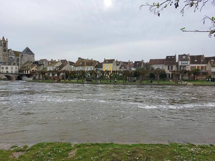 Gîte pour 4 personnes, avec jardin à Écuelles - 2