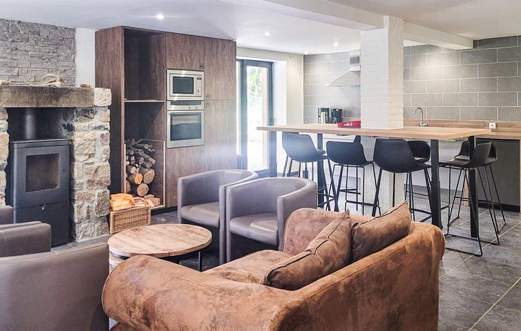 Location de vacances pour 15 personnes, avec jardin et terrasse à Gedinne - 4