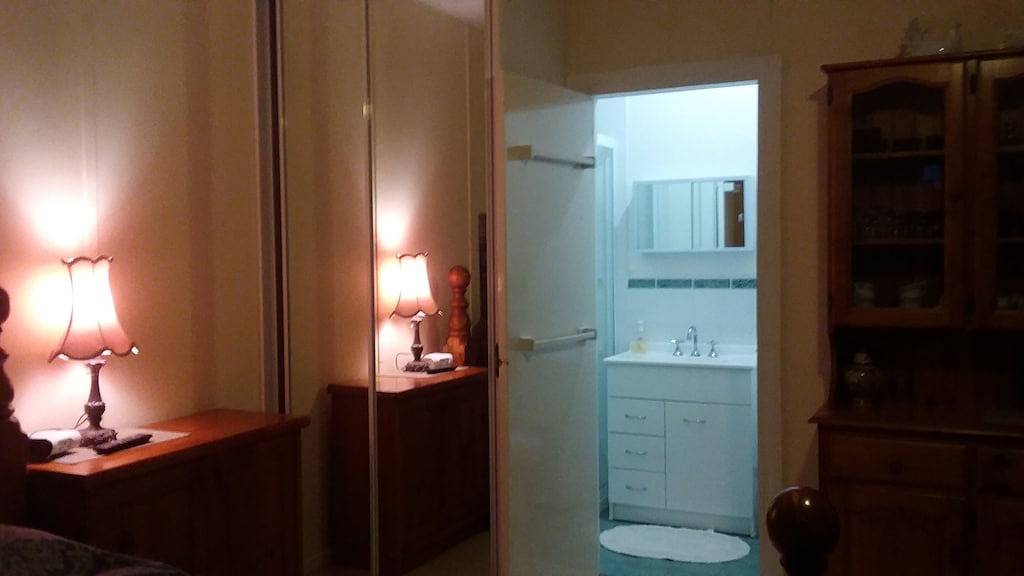 Pass und Pause Cottage und Bedsit Holiday Accommodation in Illawarra, Wollongong City Council