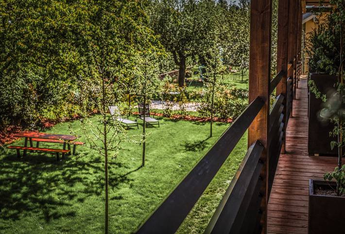 Ganze Ferienwohnung, Ferienwohnungen Hirschen Horn | Boardinghouse Bodensee - Business Doppelzimmer, 18 qm, ein Wohn-/Schlafzimmer, max. 2 Personen in Gaienhofen, Untersee