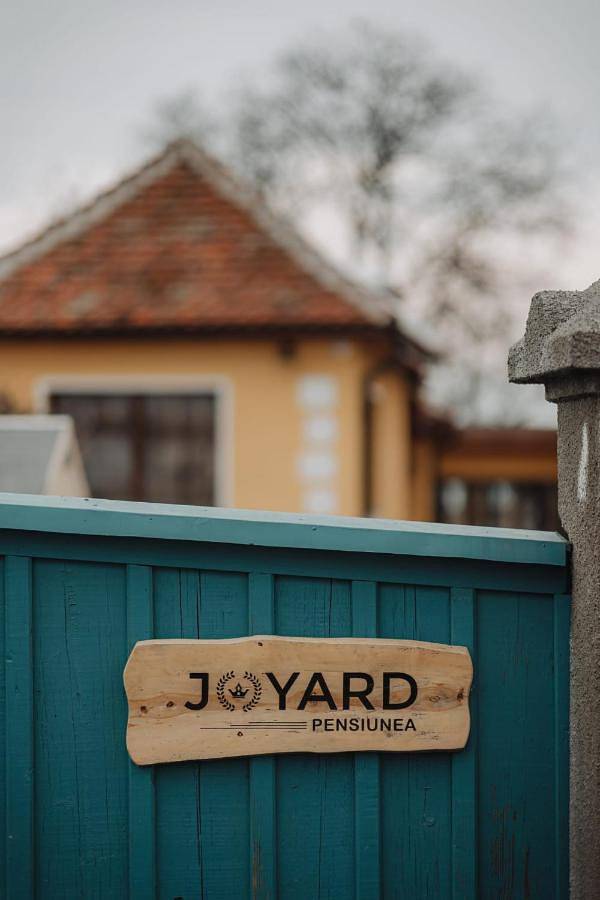 Maison d’hôte pour 4 personnes, avec jacuzzi et jardin dans Porumbacu de Sus