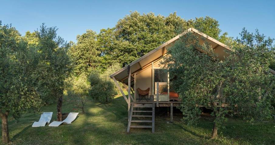 Agriturismo per 2 persone, con giardino e idromassaggio nonché piscina in Sorano