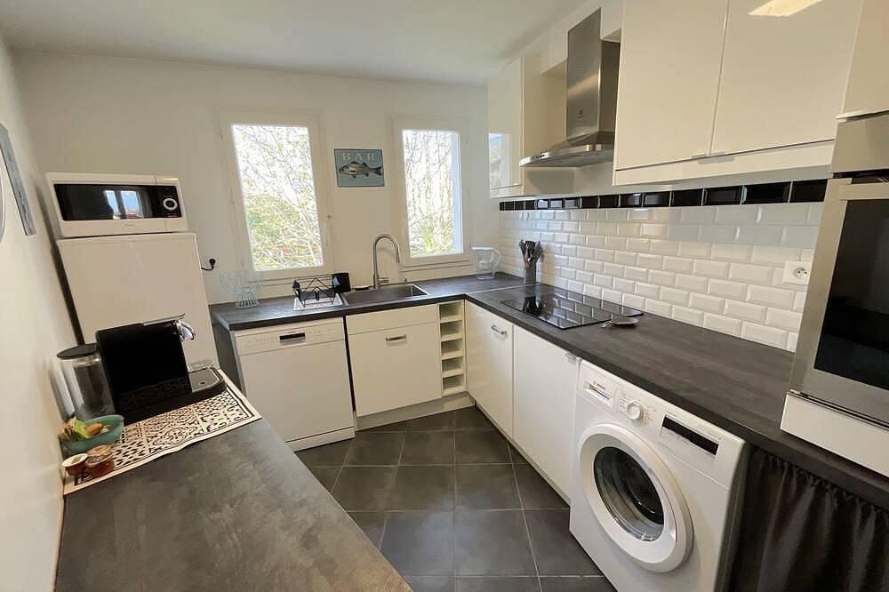 Apartamento entero, Bright 3-room apartment with balcony 12 min from Versailles and 5 min from the Golf National! in Voisins-le-Bretonneux, Yvelines