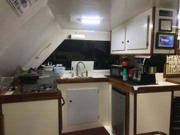 House Boat for 6 Guests in Stock Island, Florida Keys, Picture 2