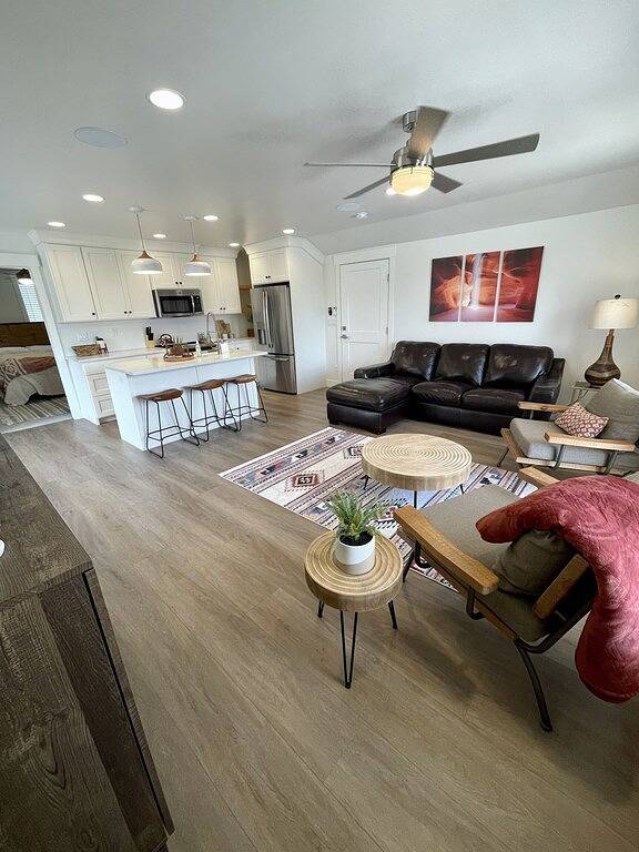 Casita Retreat Apt: full kitchen, Sleeps 4, near Sand Hollow, Zions, & St George in Hurricane, Zion Nationalpark